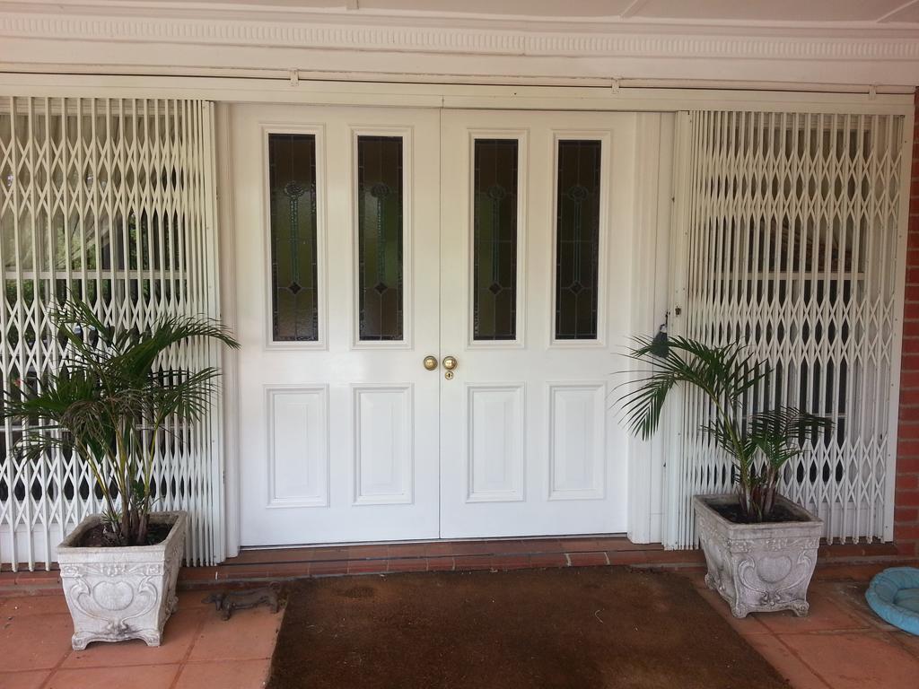 18 Pioneer Bnb Kloof Exterior foto